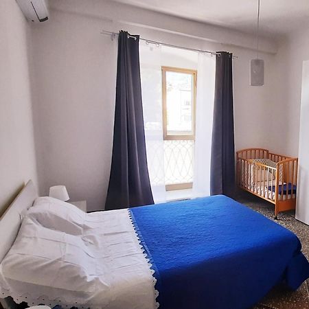 Ferry House Two Apartment La Spezia Ngoại thất bức ảnh
